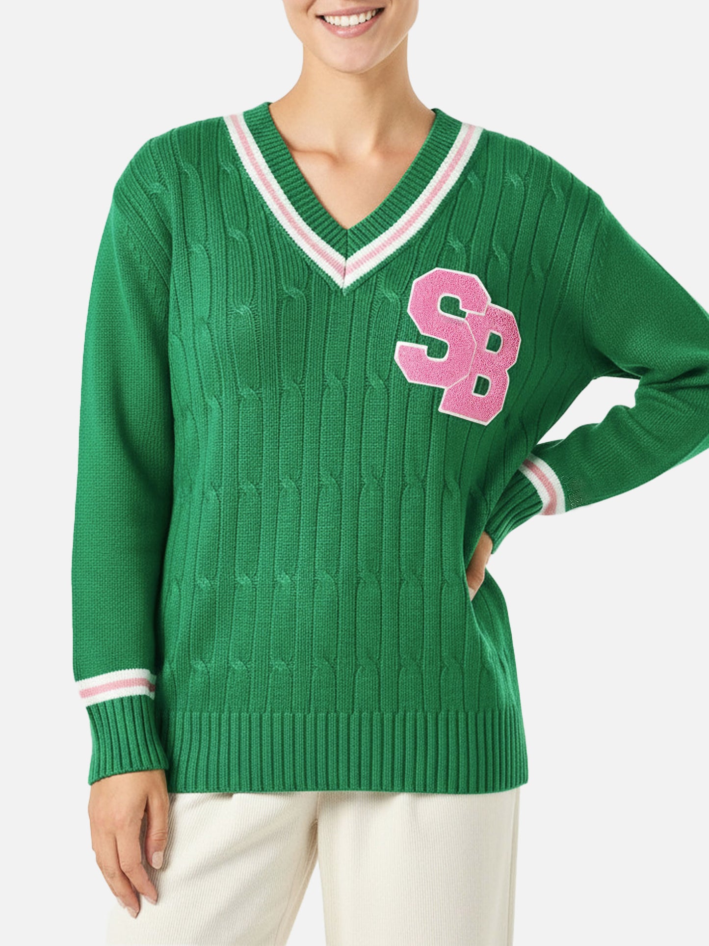Woman v-neck braided sweater with patch