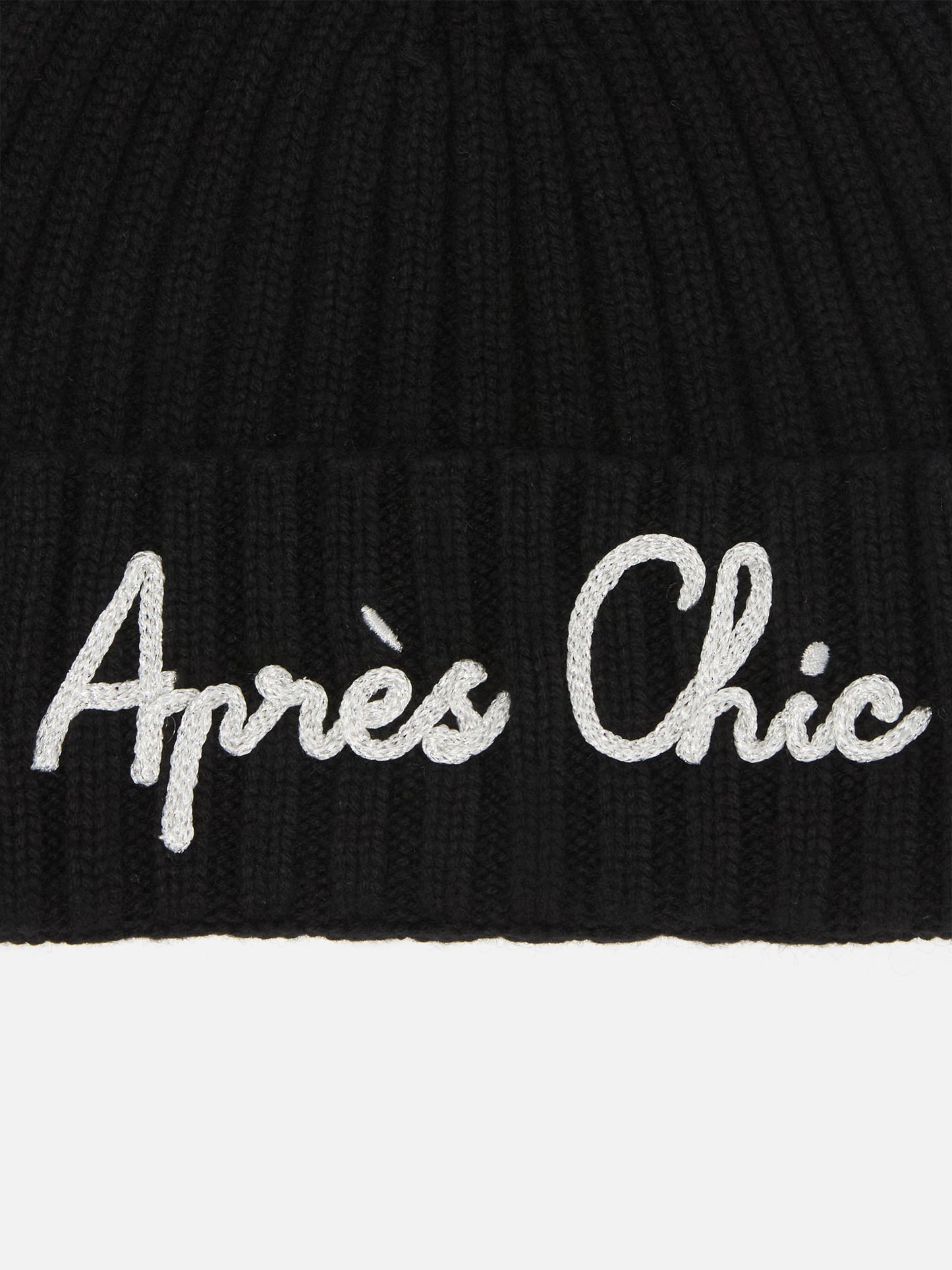 Wengen beanie in cashmere blend in black with lurex Après Chic embroidery