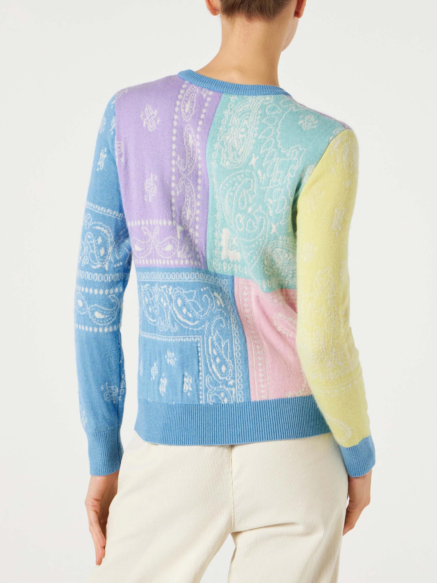 Maglione da donna garzato con stampa bandana