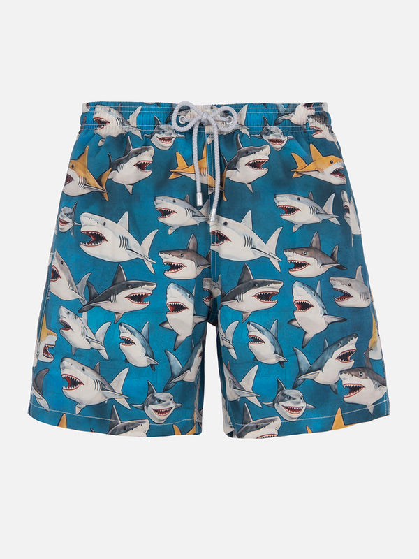 Mittellange Gustavia-Badeshorts für Herren mit Hai-Print | AI CO-CREATED DESIGN BY RICKDICK - POWERED BY RED-EYE