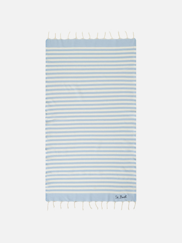 Baumwoll-Strandtuch Fouta mit hellblauem Streifendruck