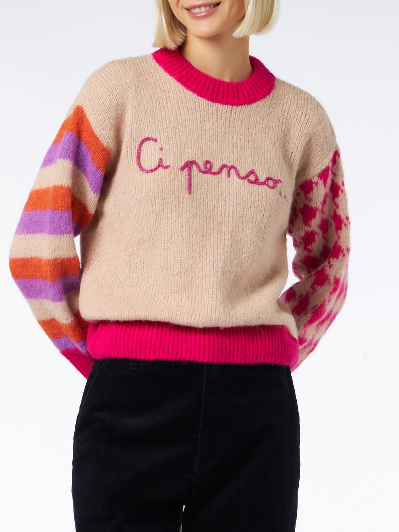 Woman boxy shape soft sweater with Ci penso embroidery