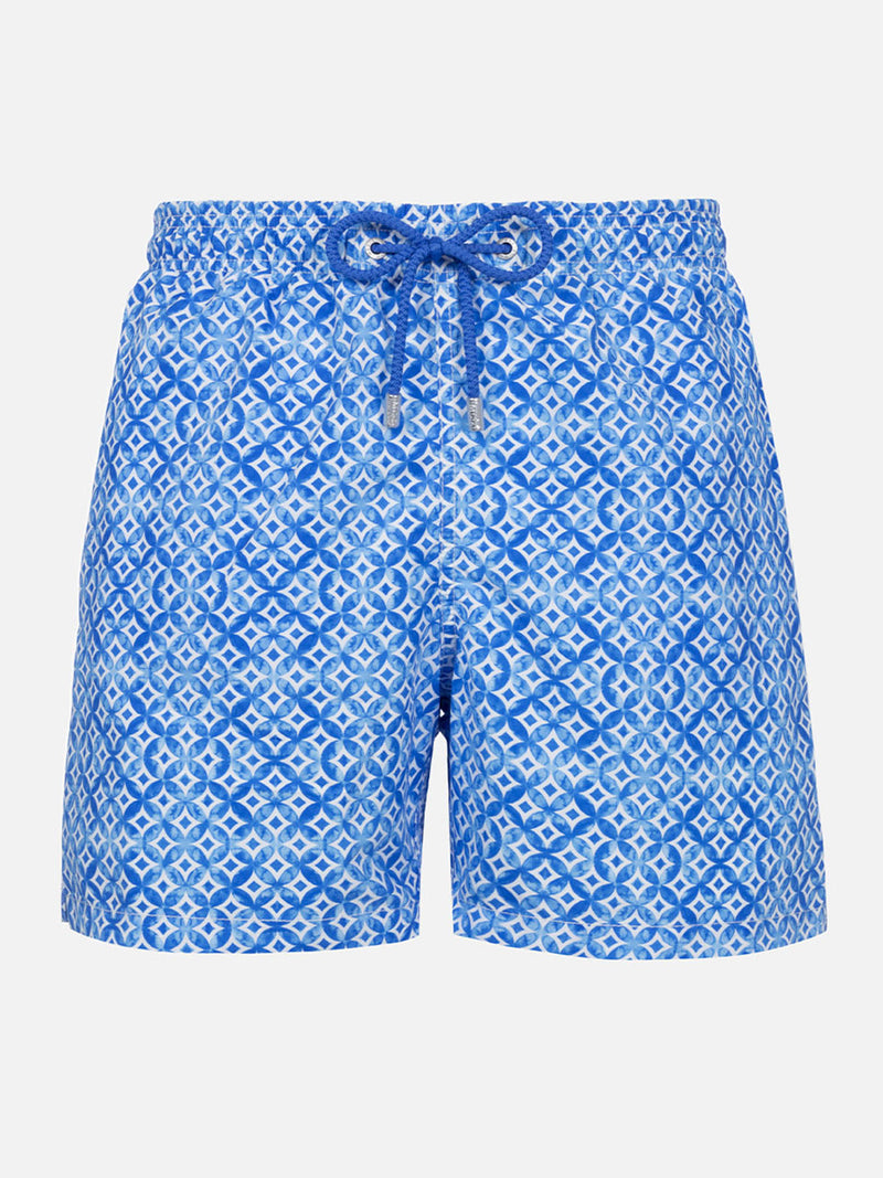 Mittellange Gustavia-Badeshorts für Herren mit geometrischem Majolika-Print