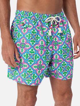 Man lightweight fabric swim-shorts Lighting 70 with majolica print