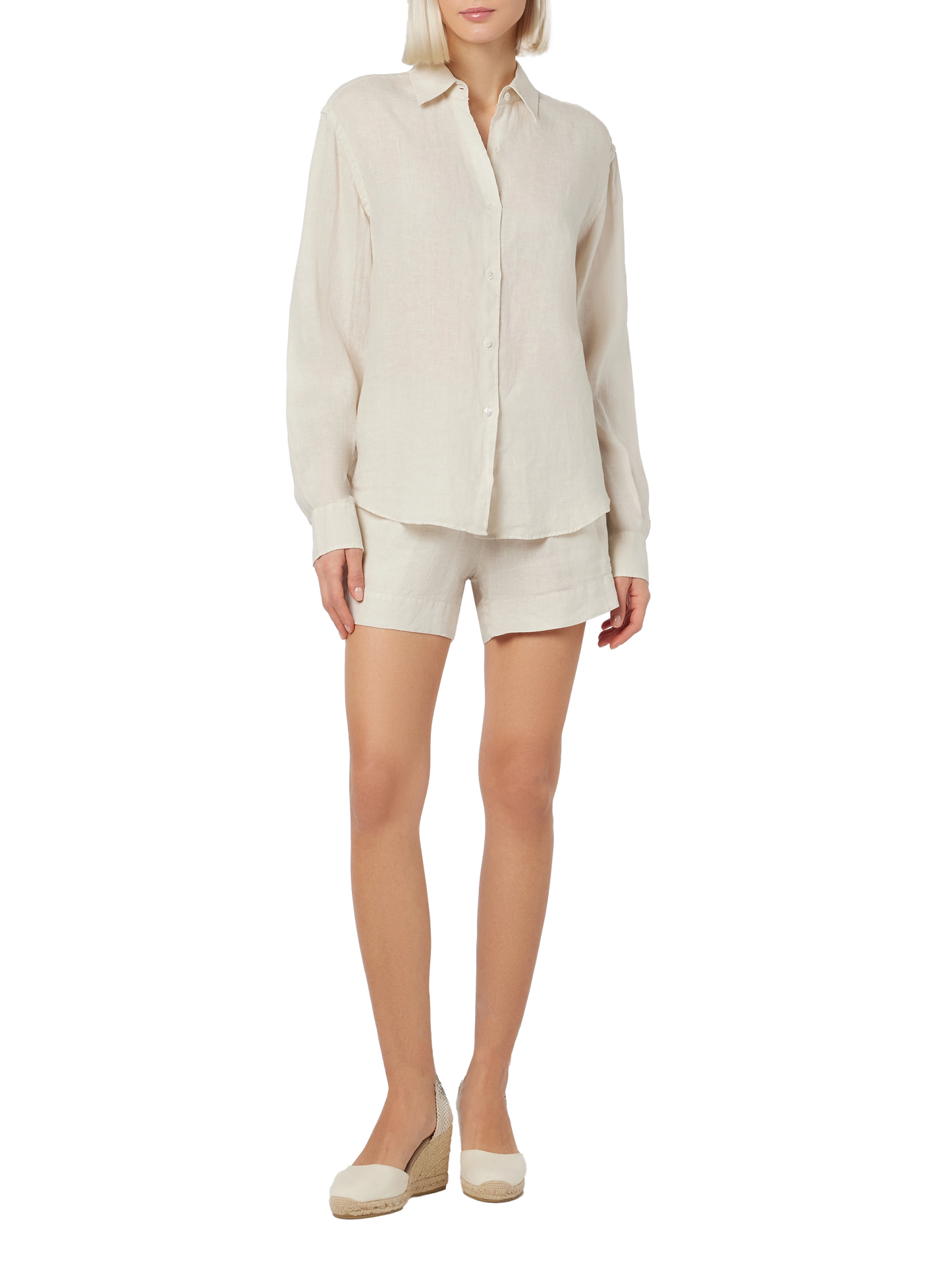 Woman off-white linen pull up shorts Meave