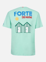 Herren-T-Shirt aus Baumwolle mit platziertem Forte dei Marmi-Postkartendruck