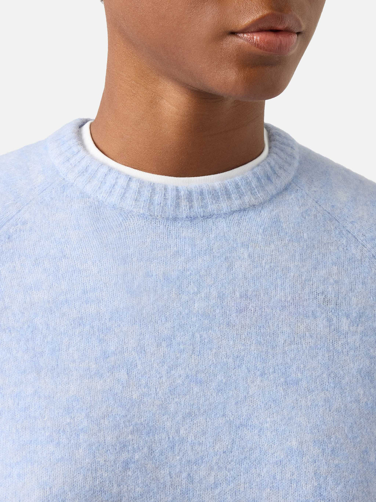 Jersey de punto de cuello redondo Light blue Ammy en mezcla suave de lana de alpaca 