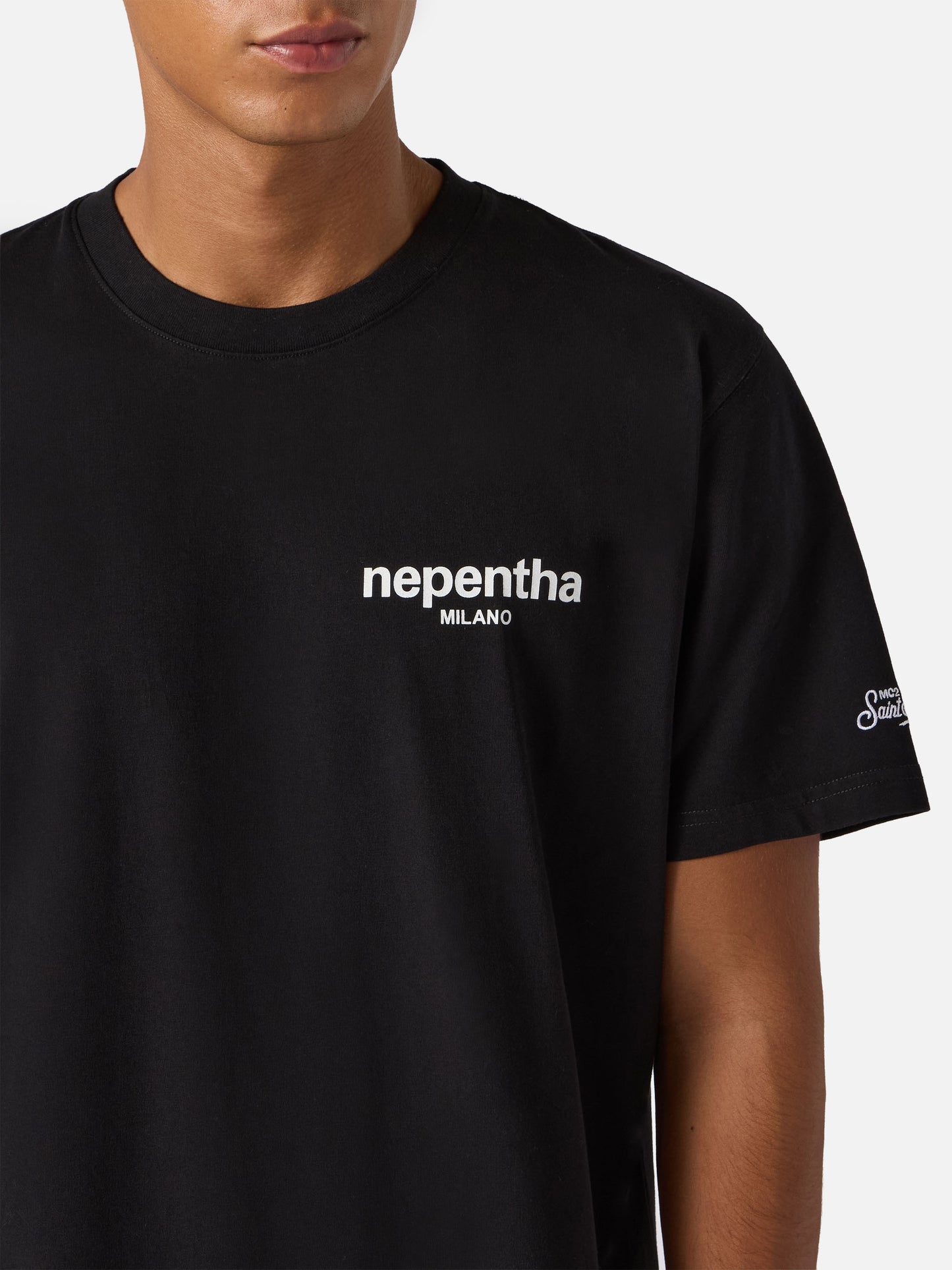 T-shirt Arnott in cotone nero con stampa Nephenta | NEPHENTA SPECIAL EDITION