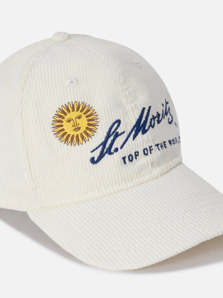 Gorra de pana Baseball color blanco roto con bordado St. Moritz | Special edition 