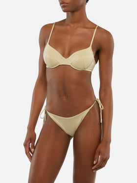 Klassische goldene Badehose „Virgo“ – Bügel-Bralette „Bea“ in schimmerndem Gold