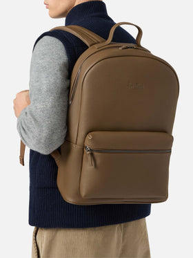 Backpack in brown leather