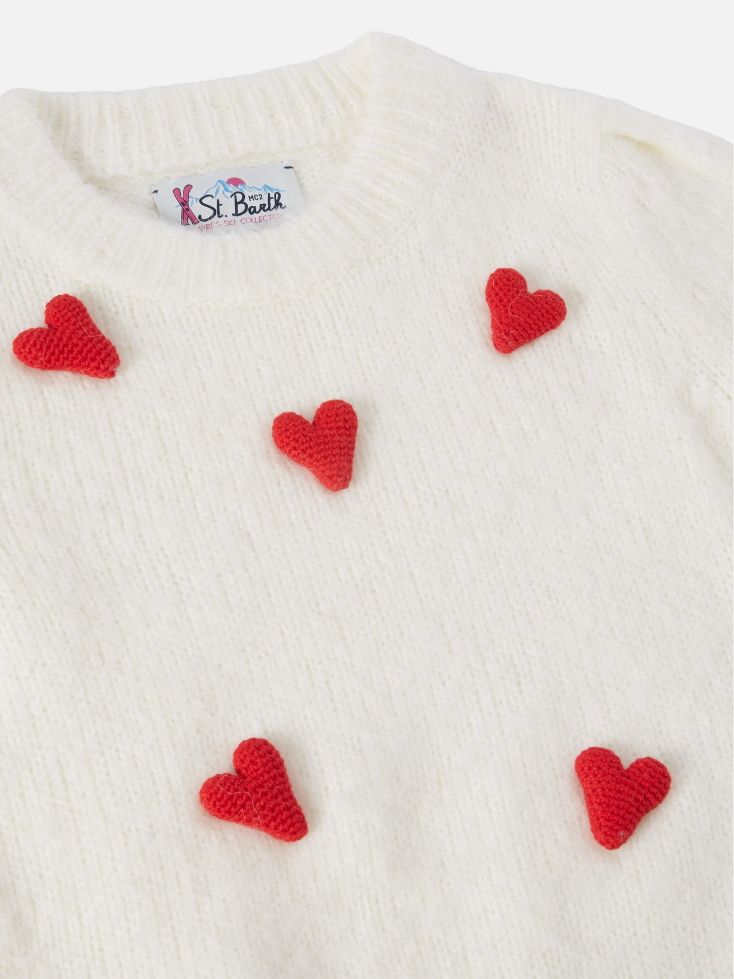 Brushed sweater Bloom Soft with crochet hearts appliqués