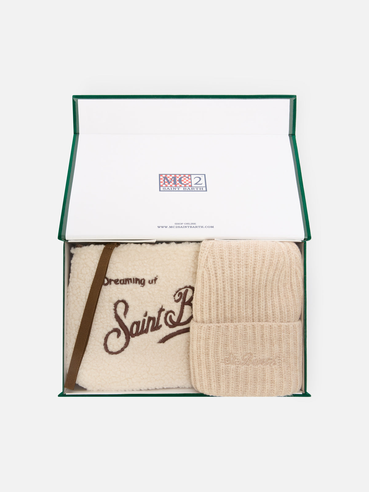 Beige teddy pochette and beige beanie set