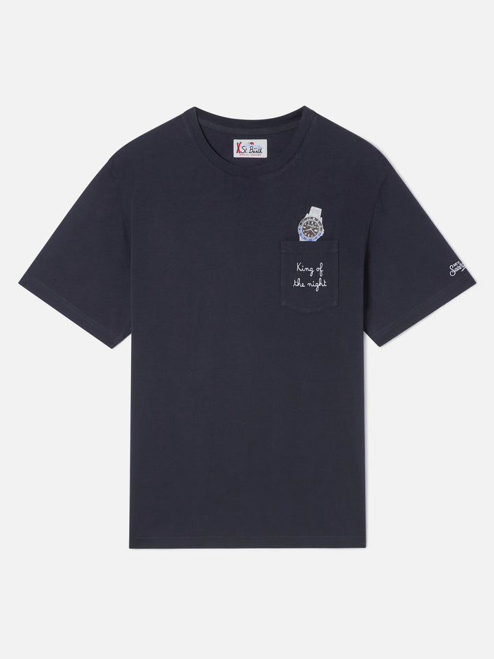 Camiseta de algodón orgánico blue Connor azul marino con estampado de reloj y bordado King Of The Night 