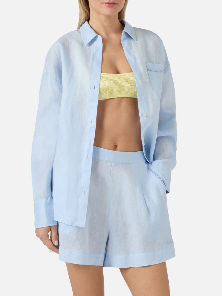 Camicia Cristal in lino azzurro con ricamo Saint Barth traforato