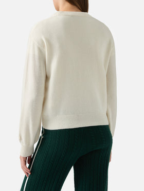 Weißer Danya-Rundhalspullover mit Cortina Habitué-Aufnäher