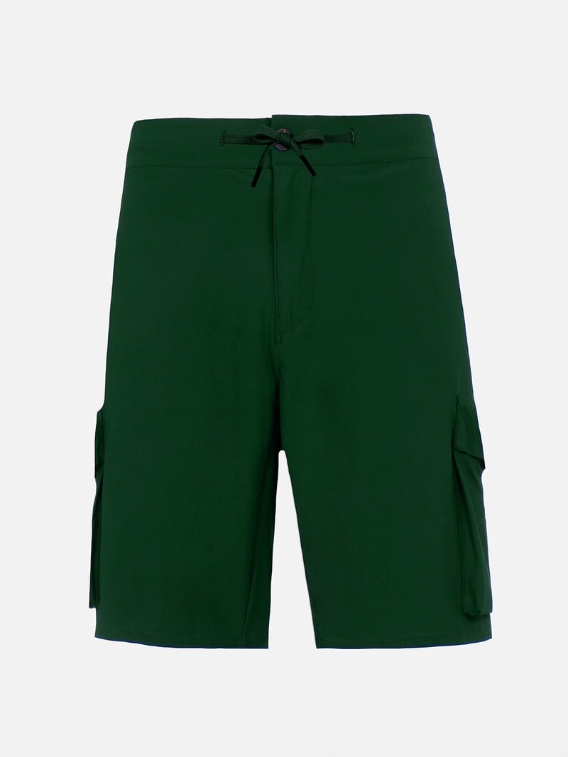 Bermudashorts aus technischem Stoff in Militärgrün Deck