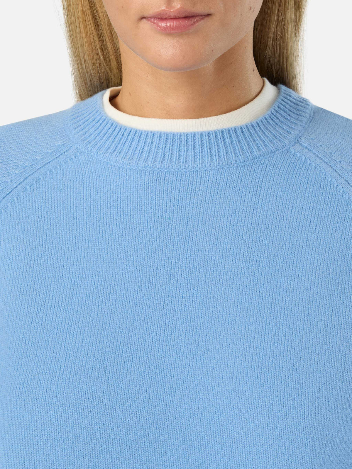 Leichter blue Delphine Rundhalspullover aus Wolle 
