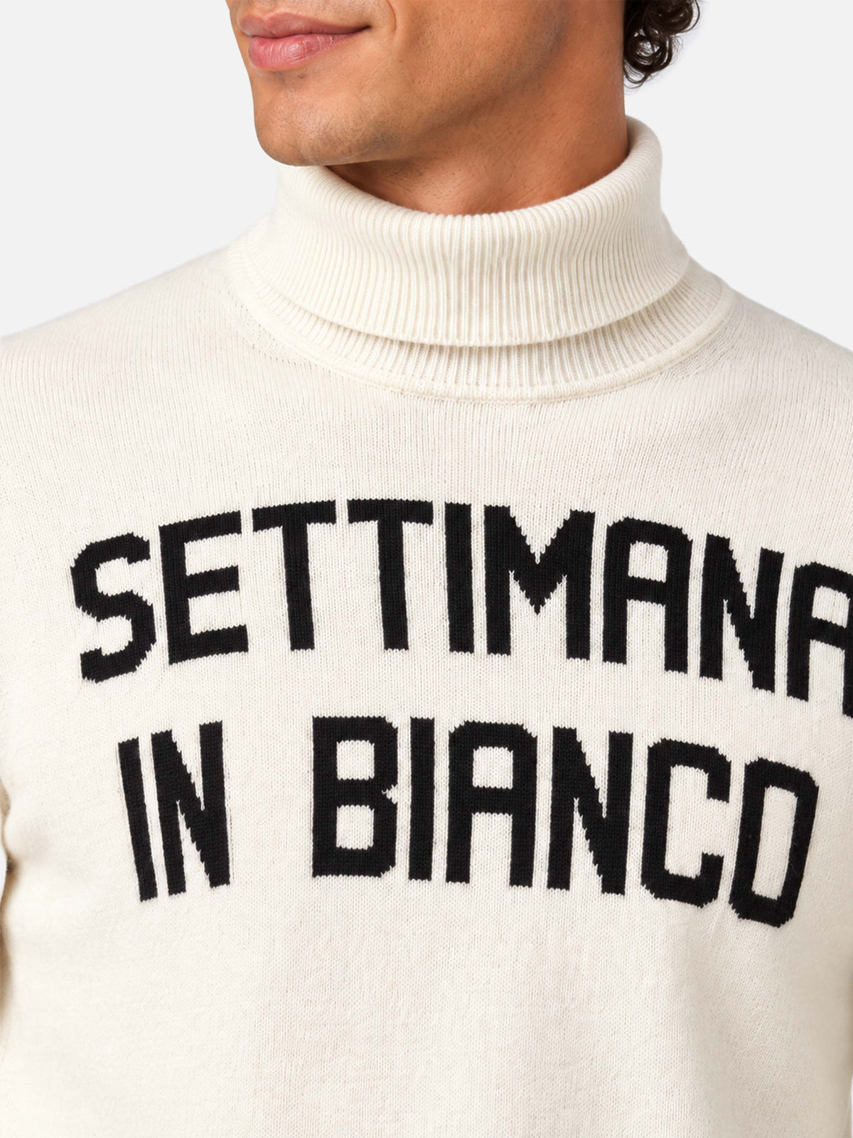 White turtleneck sweater with Settimana in Bianco jacquard