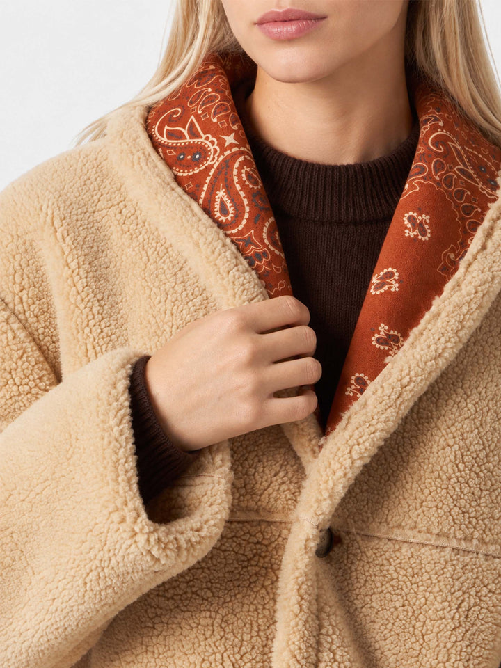 Veste réversible en shearling Dorys avec imprimé bandana 