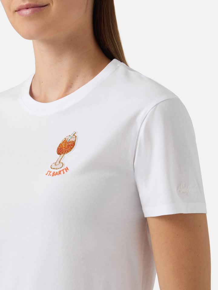 T-shirt Emilie bianca con ricamo cocktail in perline
