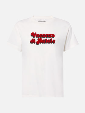 Emilie organic cotton T-shirt in white with Vacanze di Natale flock print | VACANZE DI NATALE SPECIAL EDITION
