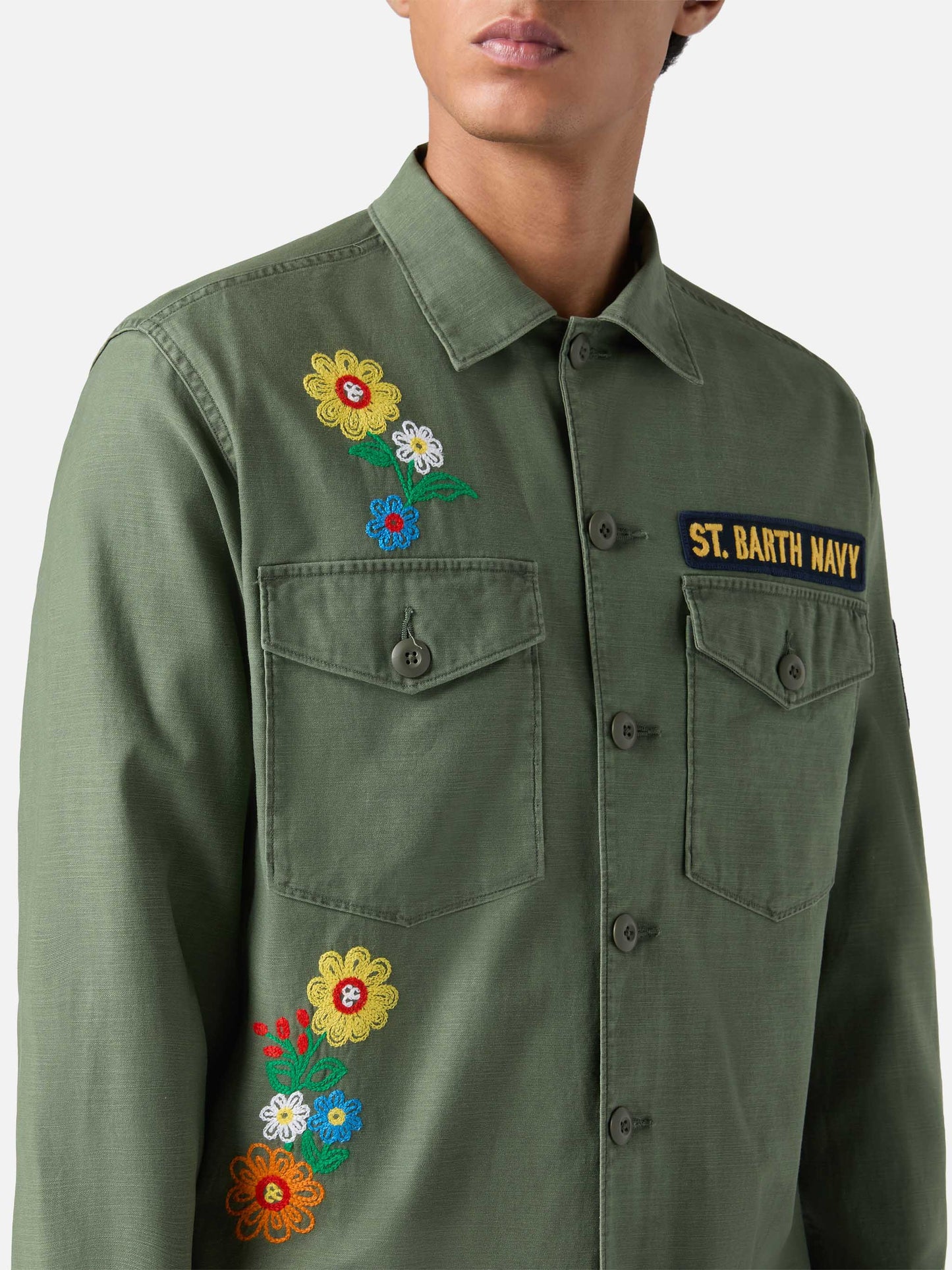 Esteban besticktes Overshirt in Militärgrün