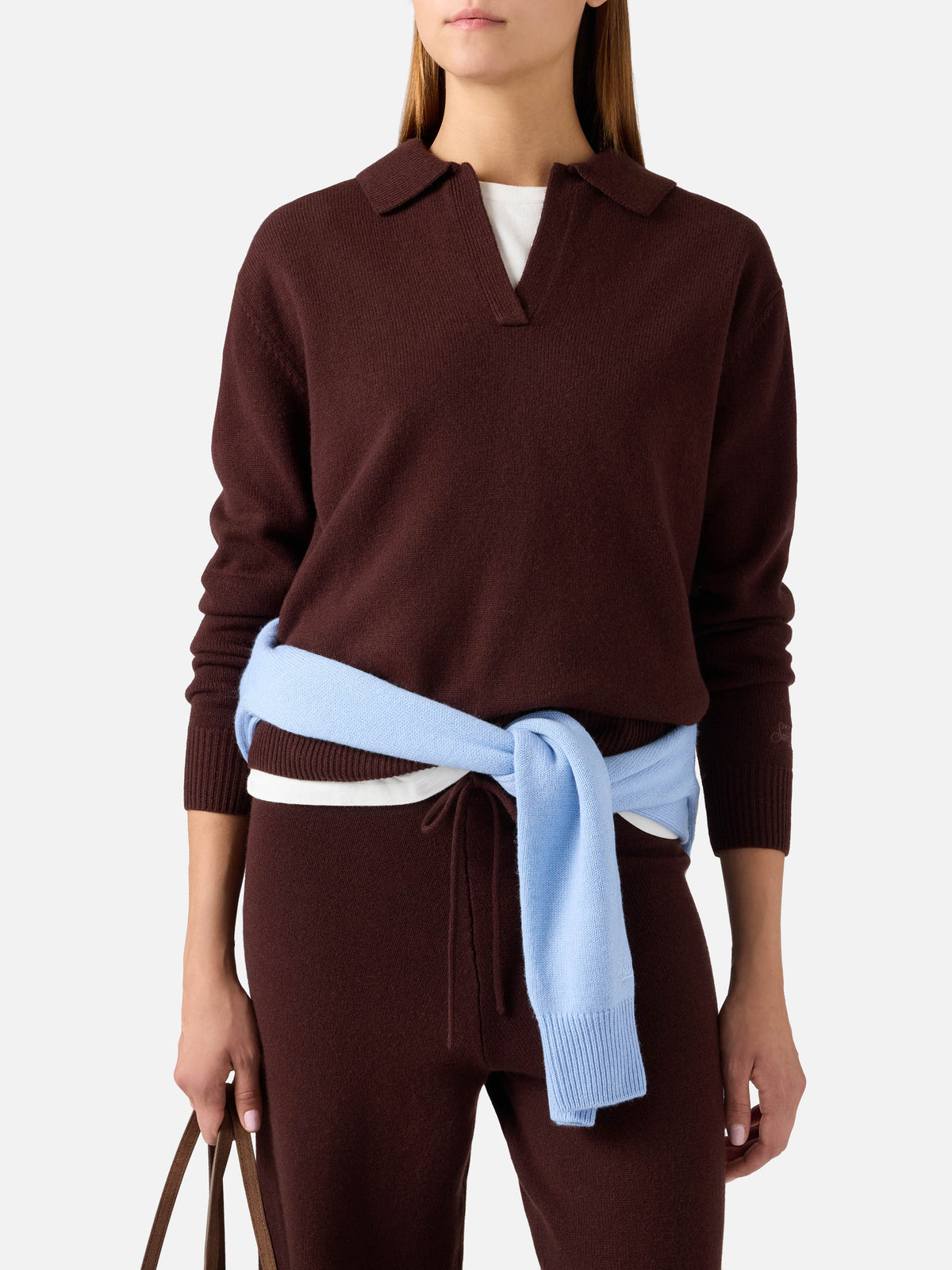 Brauner Strickpullover aus Eze Wolle mit Polokragen 