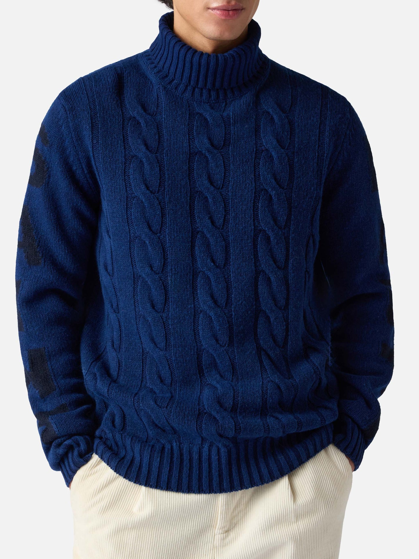 Maglione da uomo vintage blu intrecciato a collo alto pesante