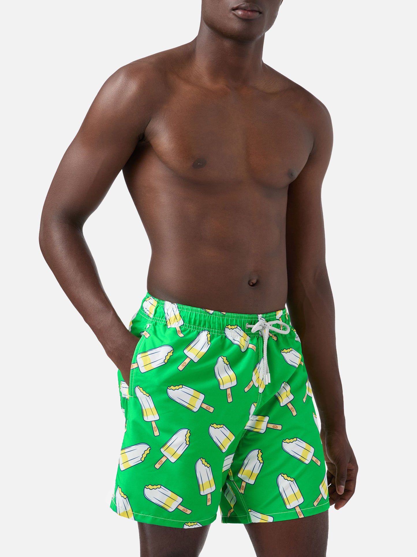 Klassische Herren-Badeshorts mit Lemonissimo-Aufdruck | Algida® Sonderedition