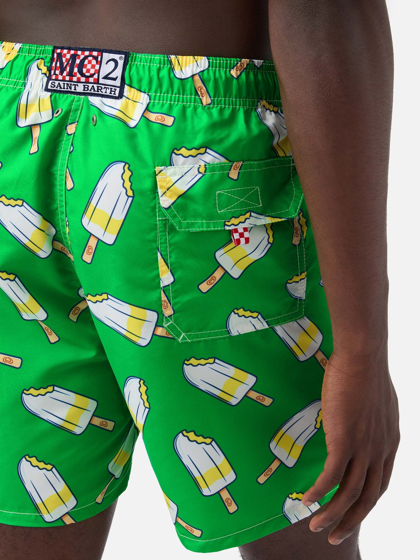 Klassische Herren-Badeshorts mit Lemonissimo-Aufdruck | Algida® Sonderedition