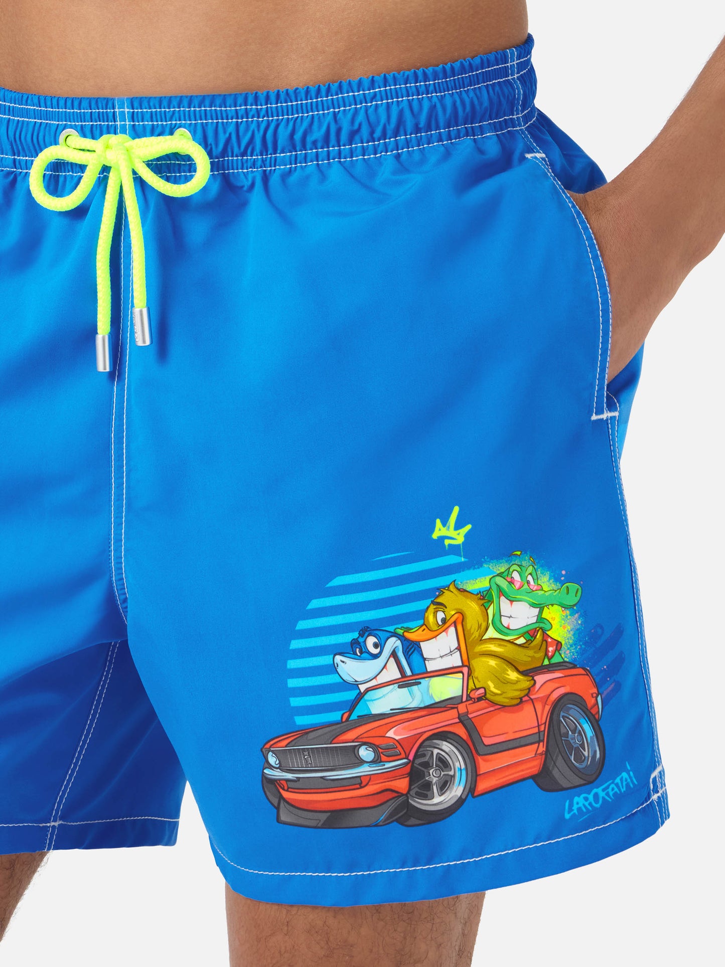Short de bain Gustavia vert Cryptopuppets Good Fellas à imprimé placé | Édition Spéciale 