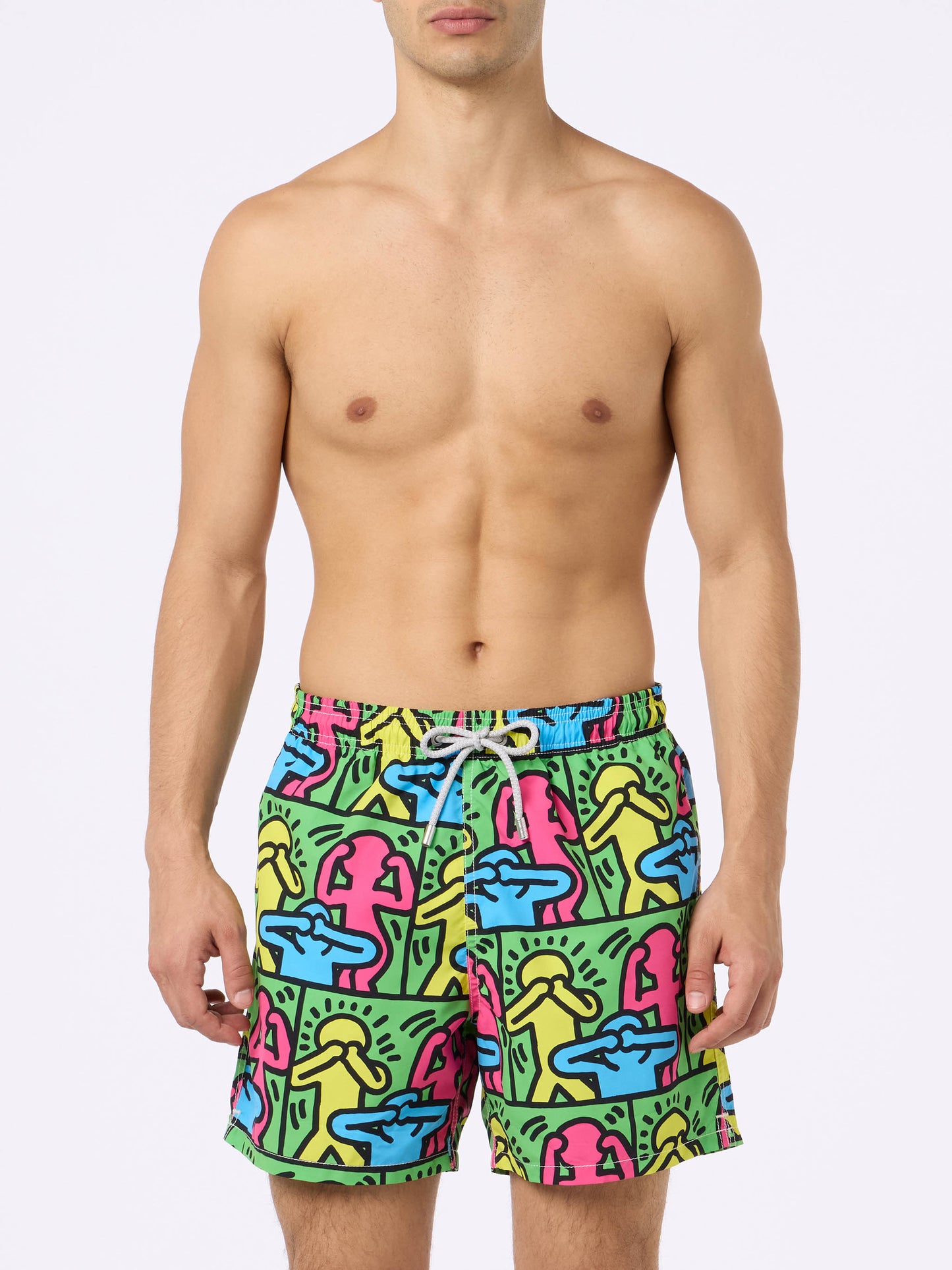 Mittellange Gustavia-Badeshorts für Herren mit platziertem Keith-Haring-Design| KEITH HARING SONDERAUSGABE