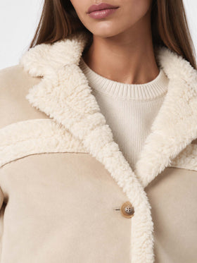 Chaqueta Hella beige efecto shearling 