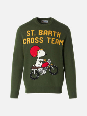 Herren-Pullover in Militärgrün mit Snoopy-Aufdruck | PEANUTS™ SONDEREDITION