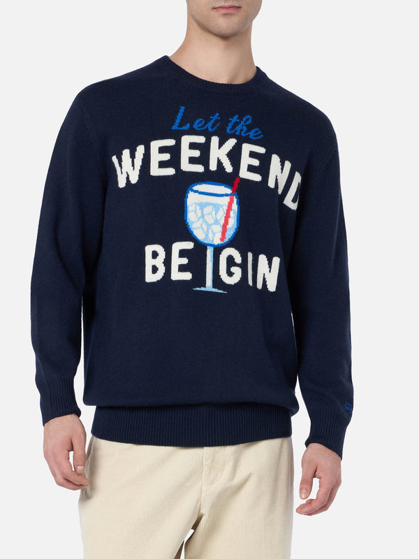 Man blue sweater Heron with Weekend be gin print