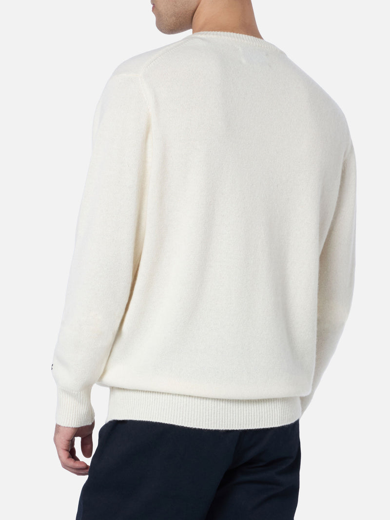 Man white sweater Heron with Verbier apres ski embroidery