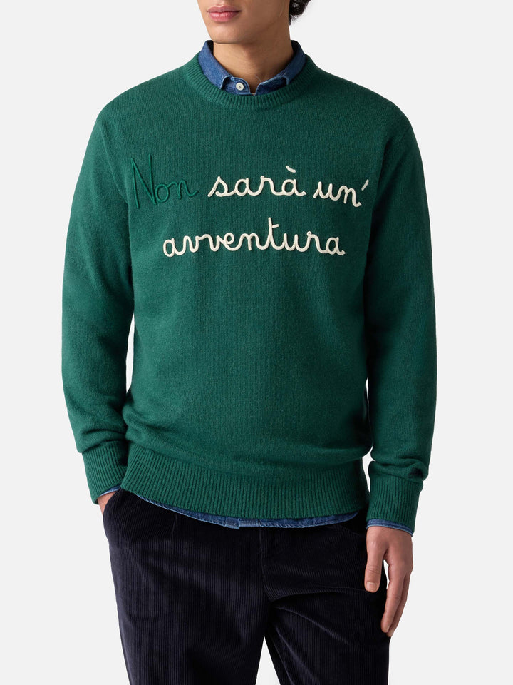Green sweater Heron with Non sarà un'avventura embroidery