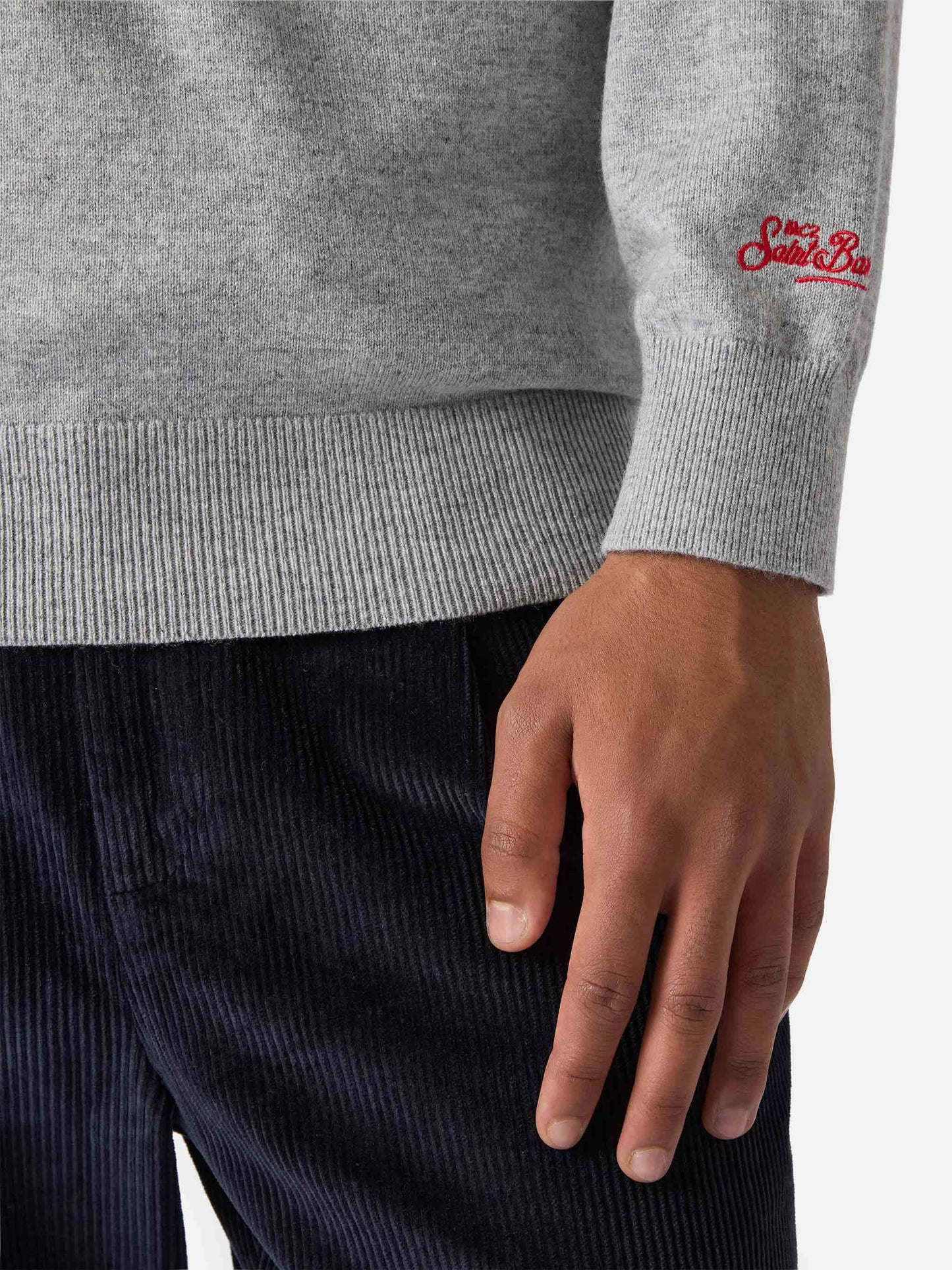 Maglione a girocollo Heron Light con ricamo Snoopy Sunday Mood | PEANUTS SPECIAL EDITION