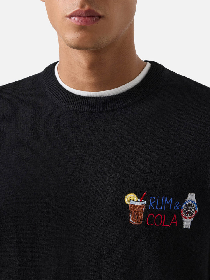 Black Heron Rundhalspullover aus leichtem Woll- und Kaschmir-Mix mit Rum & Cola-Stickerei 