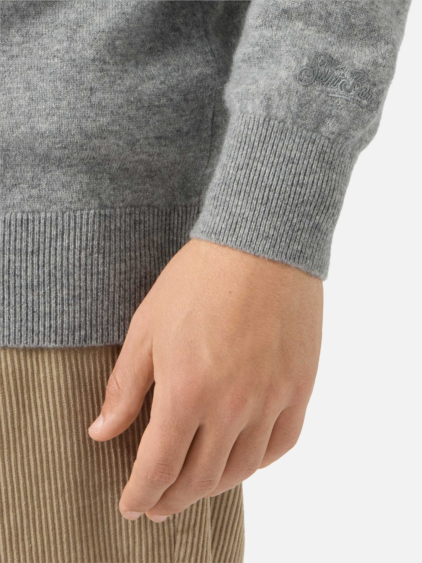 Heron Light sweater in grey 100% CASHMERE with St. Moritz intarsia | ST. MORITZ TOP OF THE WORLD