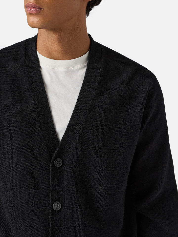 Cardigan Herrison in pura lana nero a coste inglesi