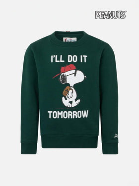 Felpa verde girocollo da bambino con stampa Snoopy | EDIZIONE SPECIALE SNOOPY PEANUTS™