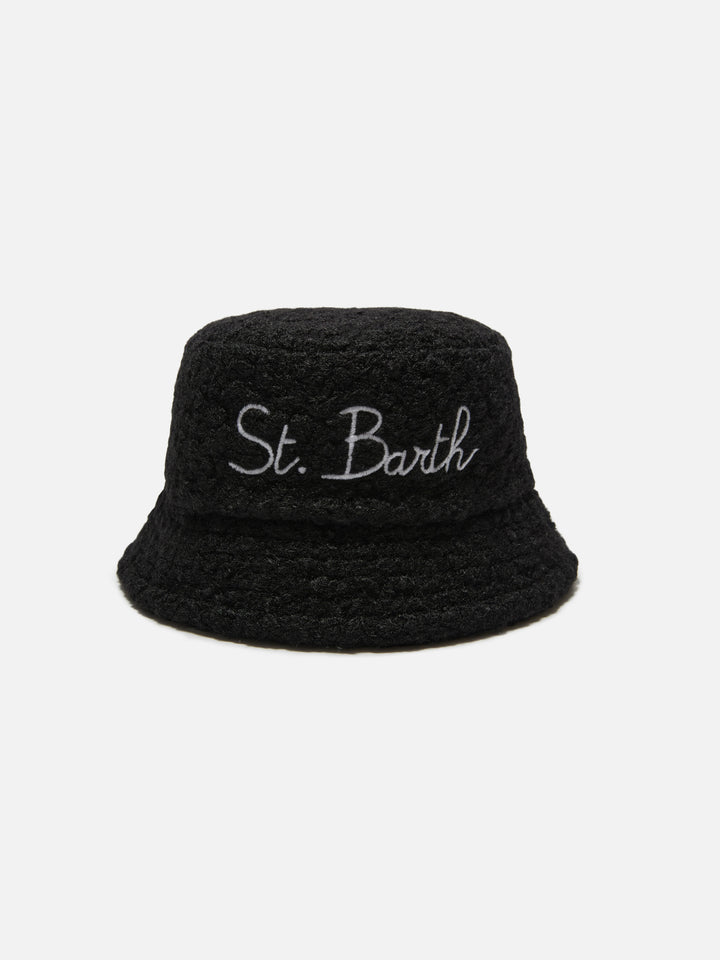 Cappello bucket in sherpa nero con ricamo frontale