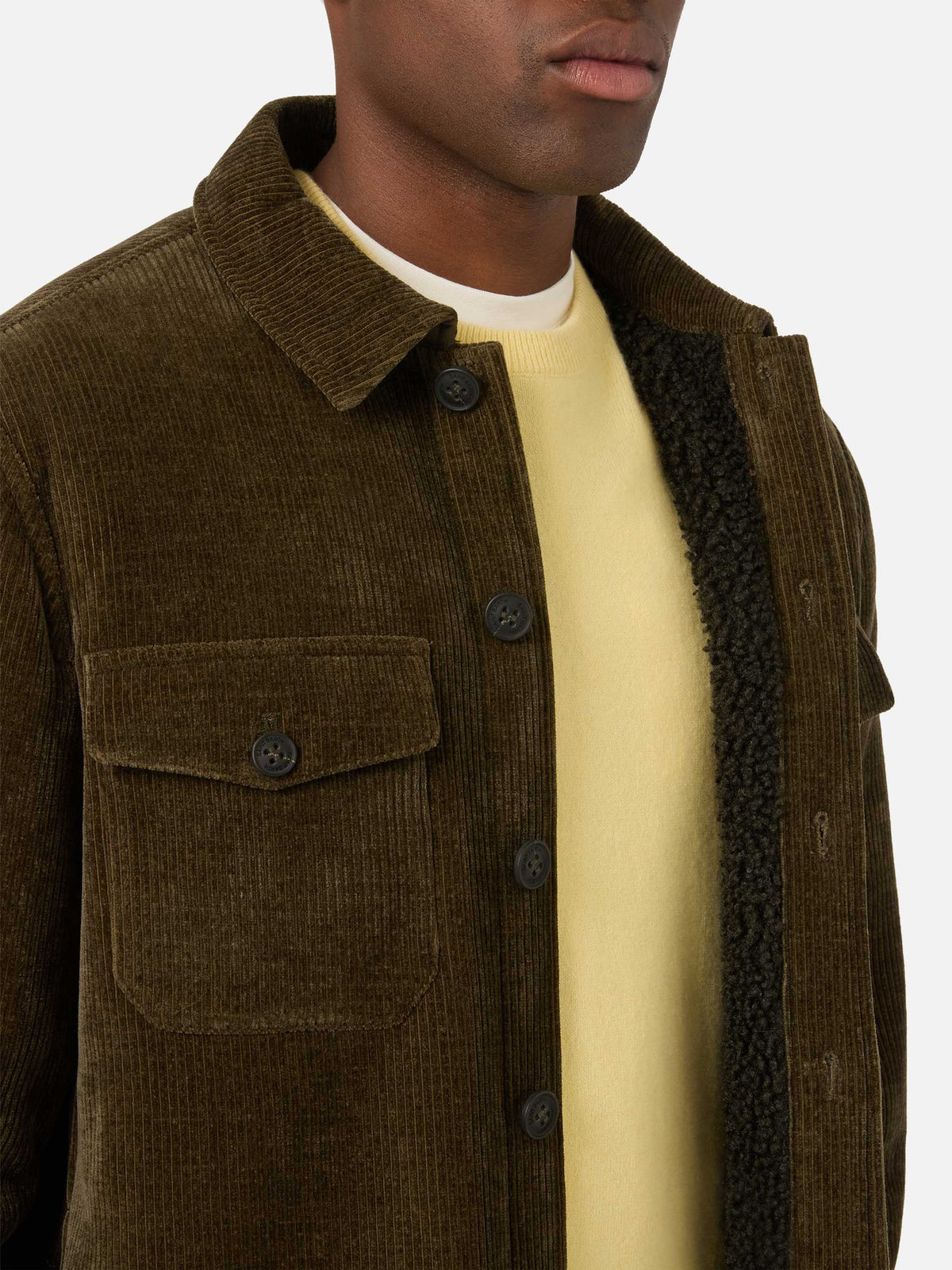 Surchemise en velours côtelé Landeck vert militaire avec doublure teddy 