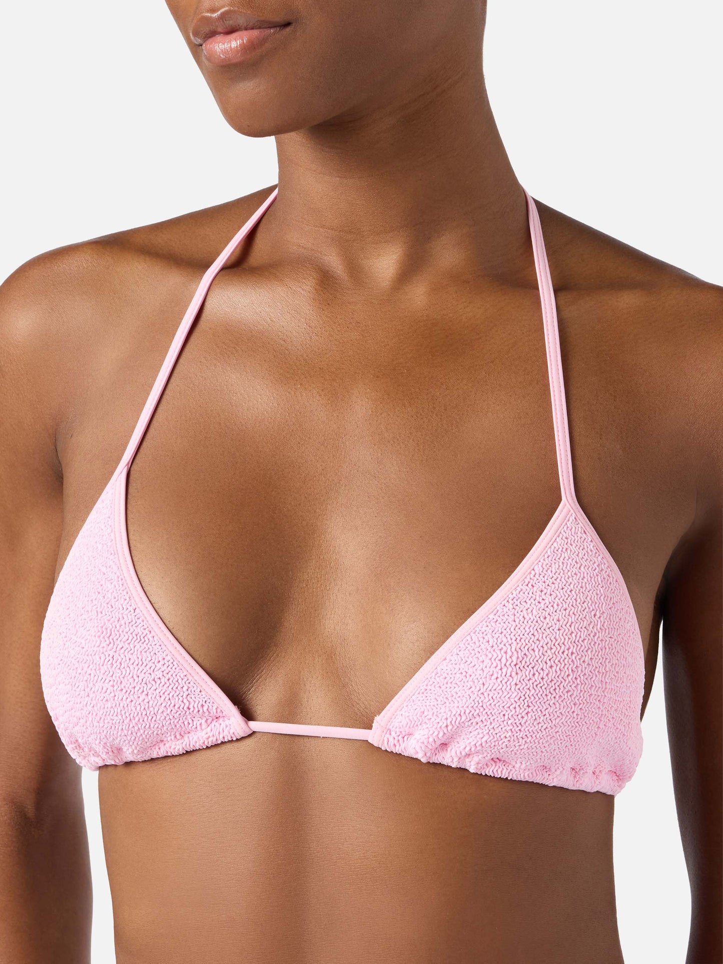 Bikini string Leah Marielle rose avec finitions contrastées 