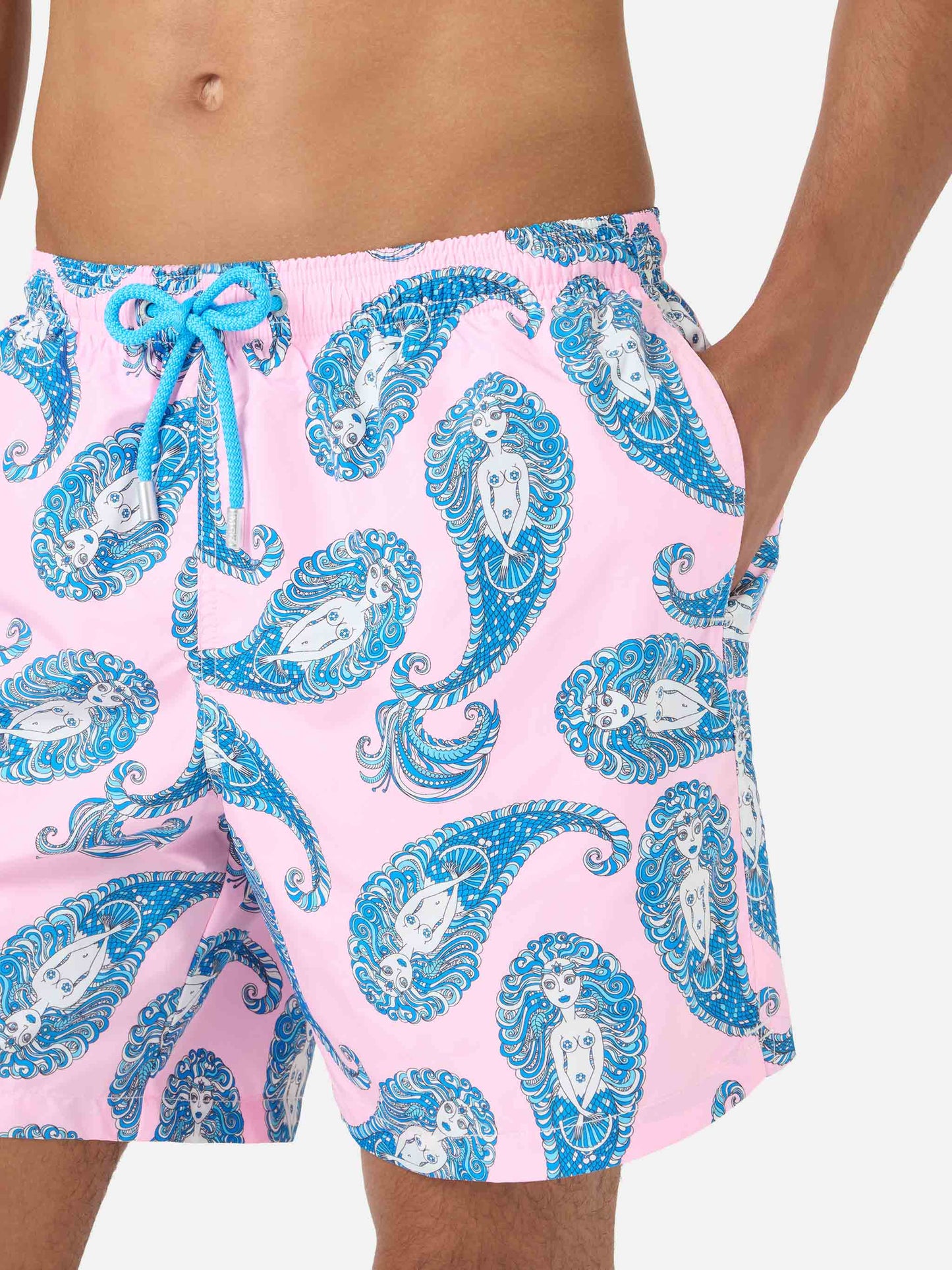 Lighting swim shorts with paisley print