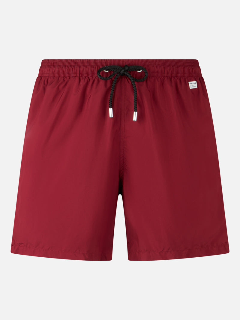 Man lightweight fabric burgundy swim-shorts Lighting Pantone | PANTONE SPECIAL EDITION