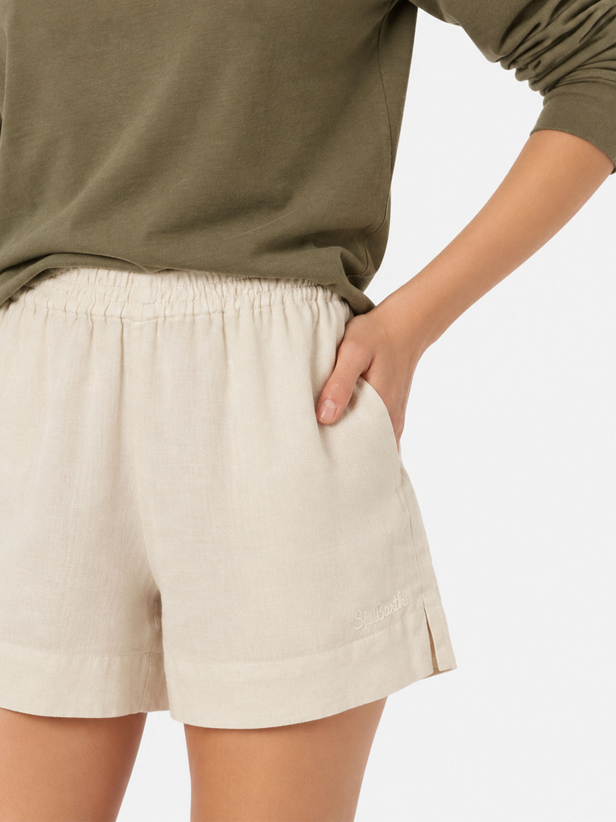 Shorts pull up Meave de lino color crema 