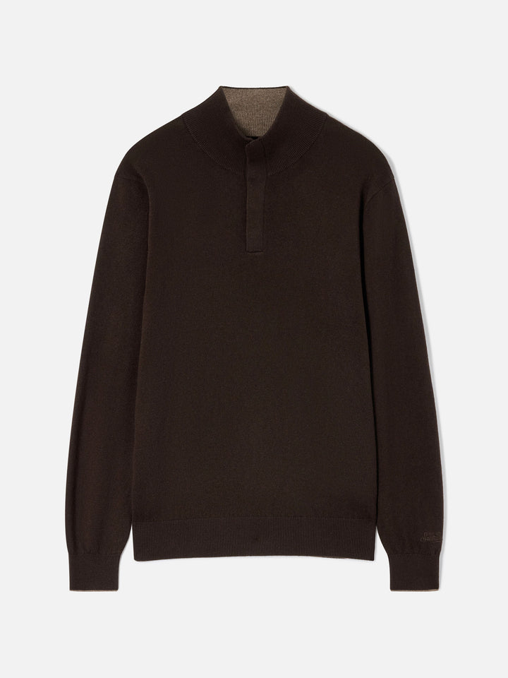 Marlow mit Funnel Neck in Braun aus Merinowolle und Kaschmir 